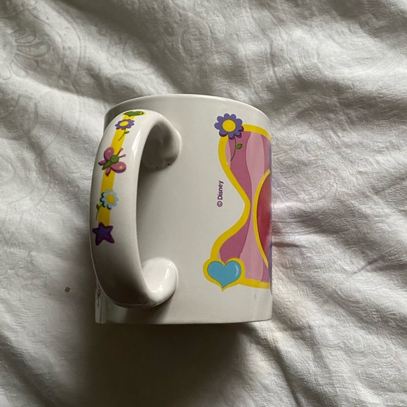 Minnie Mouse Mug! - Picture 4 of 5